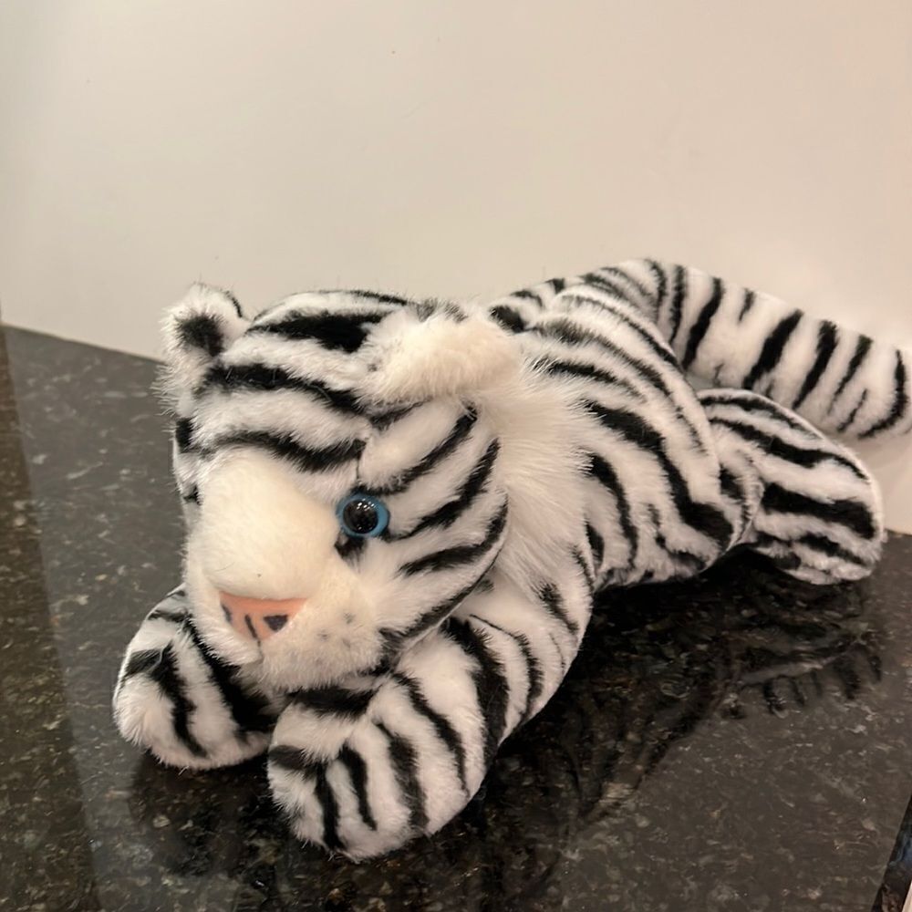 Siegfried & Roy Titan White Siberian Tiger by at the Mirage